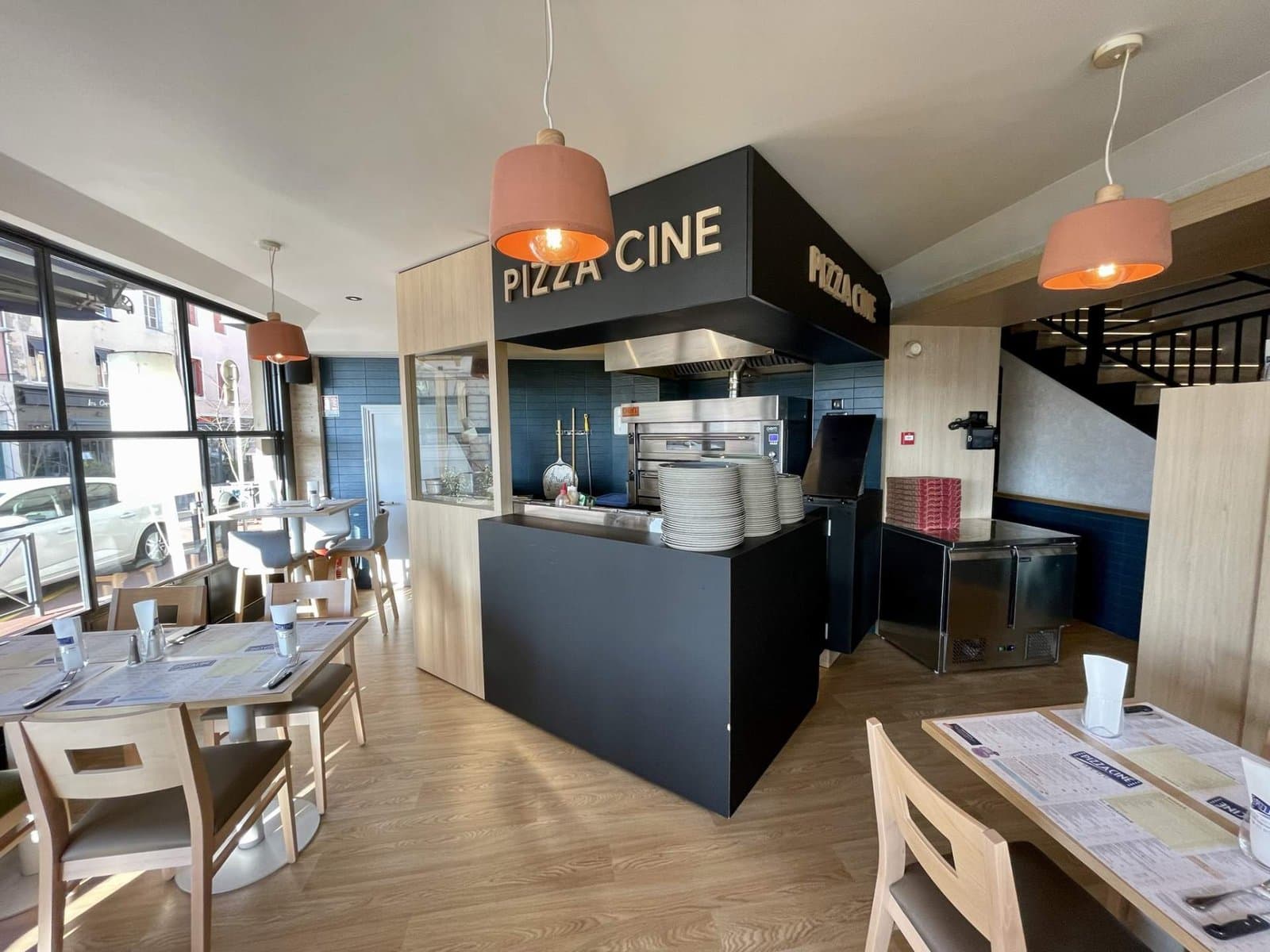 Pizza Cine — Pizzeria, Brasserie, Italien à Macon